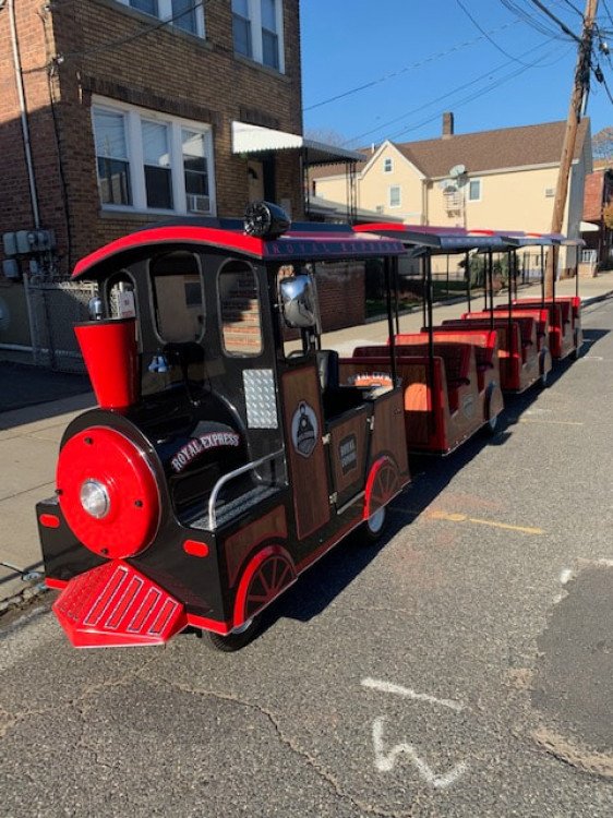 TRACKLESS TRAIN - ELECTRIC BLACK/RED